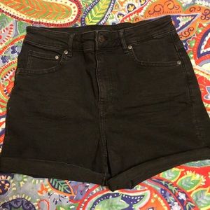 H&M high waisted shorts